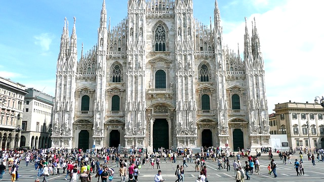 イタリア・ミラノEXPO開催中！観光に便利なミラノホテル９選・ミラノ大聖堂