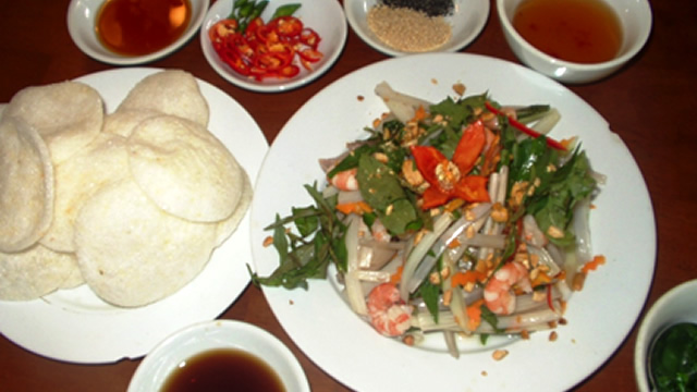 ホーチミン在住者が教える！ベトナム料理を10倍楽しむ方法７選・いろいろなサラダを試してみよう
