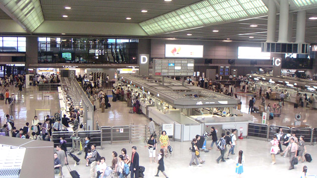 海外の友人に日本のおみやげ！成田空港で簡単に準備できる、とても喜ばれるおみやげ５選・英語圏の友人には“Engrish”をお届け！