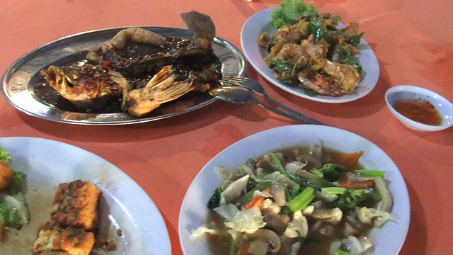 いざマレーシア・ランカウイ島へ！アイランドリゾートで楽しむグルメ８選・ファット・マム・シーフード｜Fat Mum Seafood料理