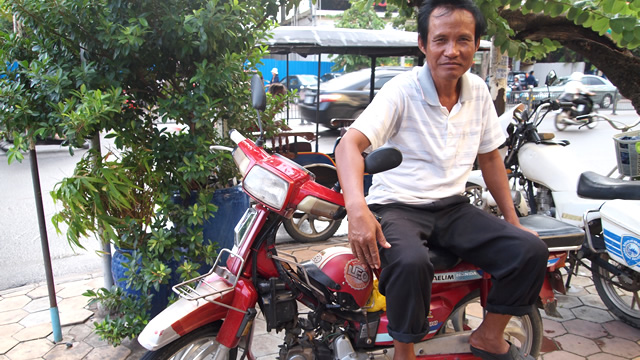 在住者直伝！カンボジア・プノンペンのおすすめ移動手段５選・バイクタクシー