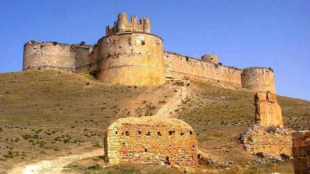 物語「ドン・キホーテ」の舞台！スペインのラ・マンチャ地方の魅力３選・アラブの城跡