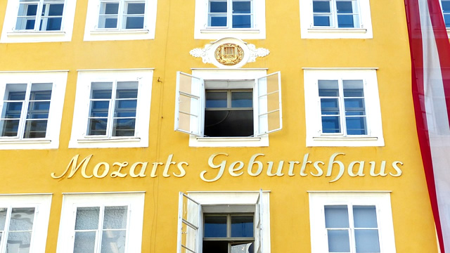 「モーツァルトの生誕地」オーストリア・ザルツブルグの見所８選・モーツァルトハウス"
