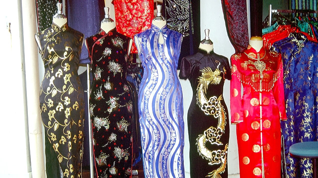 「独立５０周年」魅力溢れるシンガポールの楽しみ方１０選・チャイナドレスをつくる