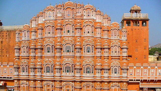 「マハラジャの世界」インドの豪華な宮殿＆お勧めホテル６選・風の宮殿