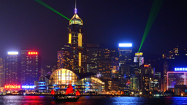華やかなイルミネーション！香港のおすすめ夜景スポット８選・スターフェリー（客船）