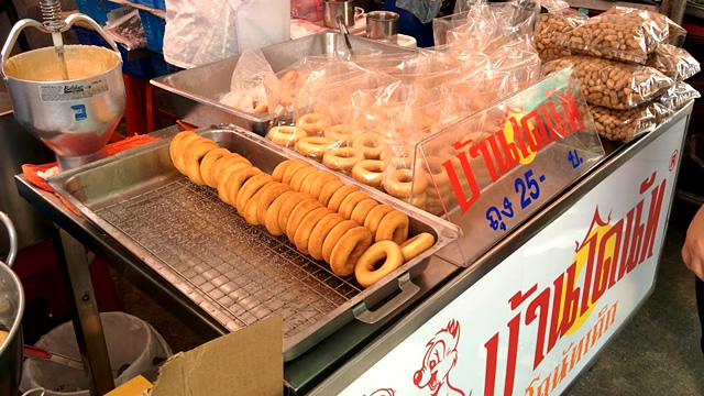 タイ・バンコク旅行で訪れたい！おすすめ地元マーケット５選・在住日本人に人気「木タラ」